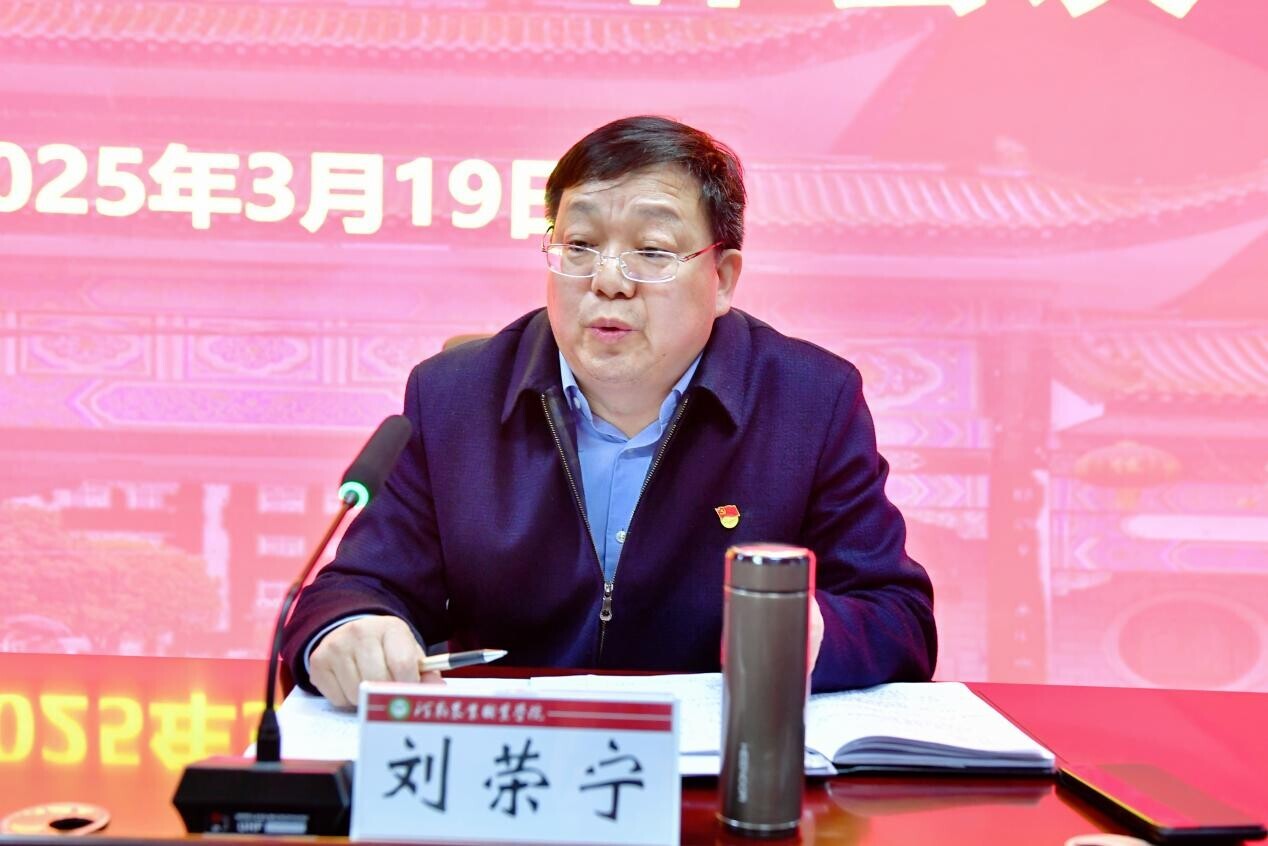 44047b81e8b57d30717c018f22d423c