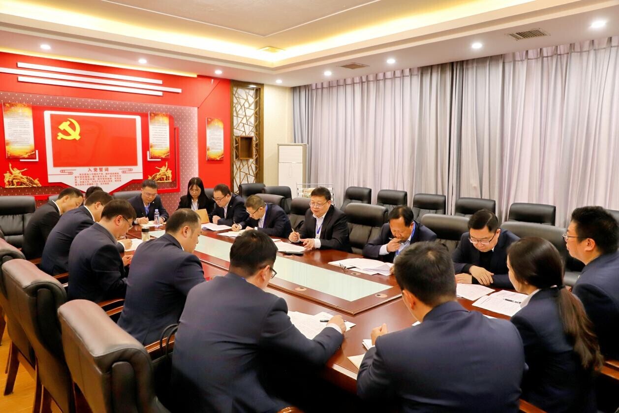 4a8bf4b85717275c19572514e518923