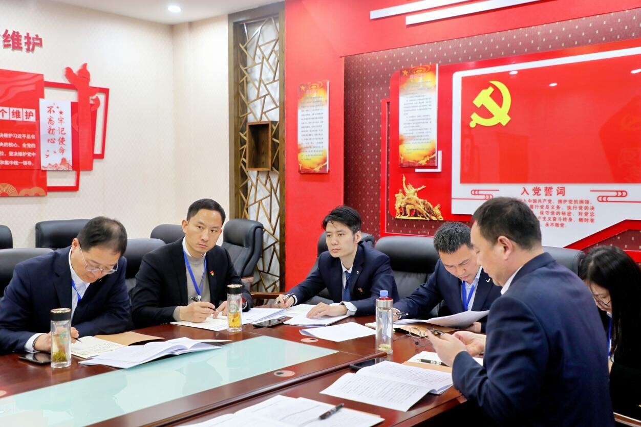 73fbd2b55775e2772700a468ec08d3e