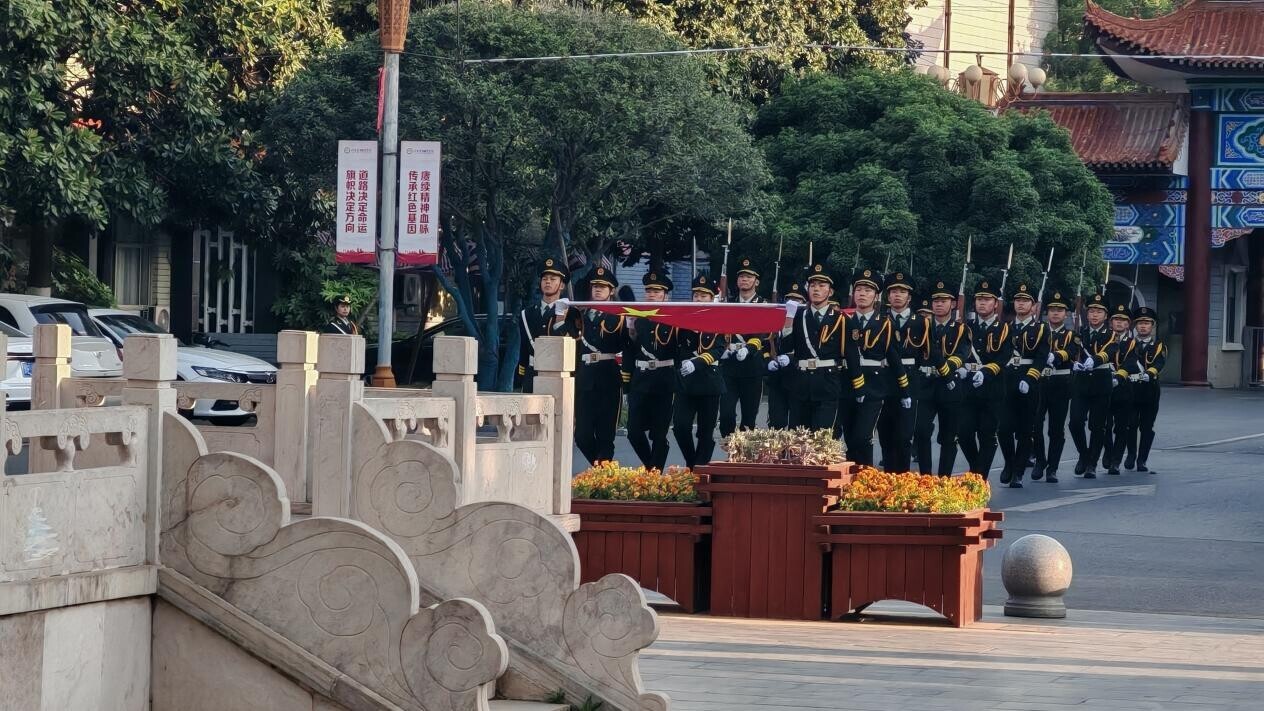 c81ace6d4d04bd1ef0fc73e010c98fc4