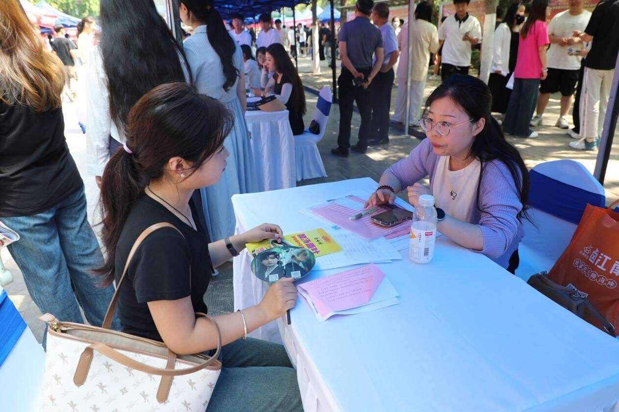 _cgi-bin_mmwebwx-bin_webwxgetmsgimg__&MsgID=1297195445208940252&skey=@crypt_28c7c952_0faaf6efa7956e5b8a00a7a820da0f82&mmweb_appid=wx_webfilehelper