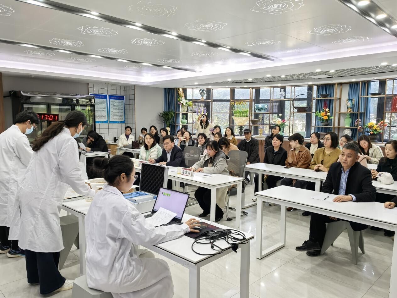 e6f0fb2567a7a846287d9fa3a6088d76