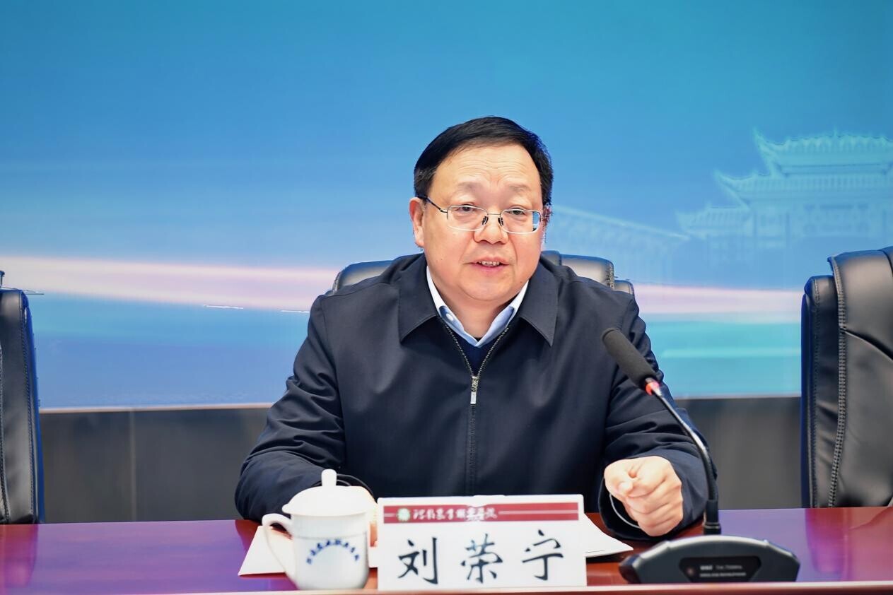 9ecdf9d26c0b4a54e41fd55de6dc83a8