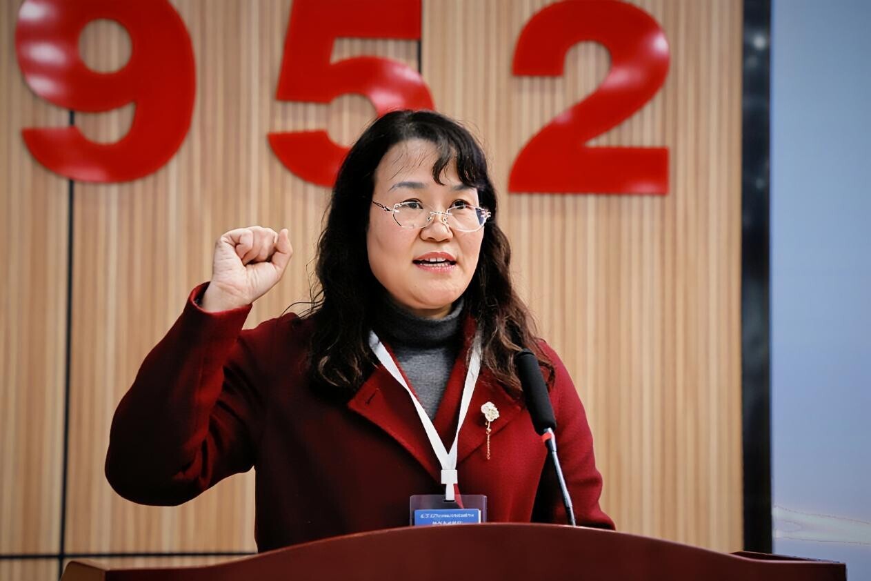 02b713183d2bb5ba31da752d6d2e7cad