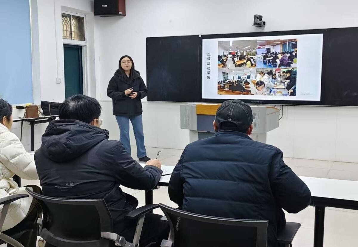 d8f0b6a5638c890b7f04abe4d25d5841